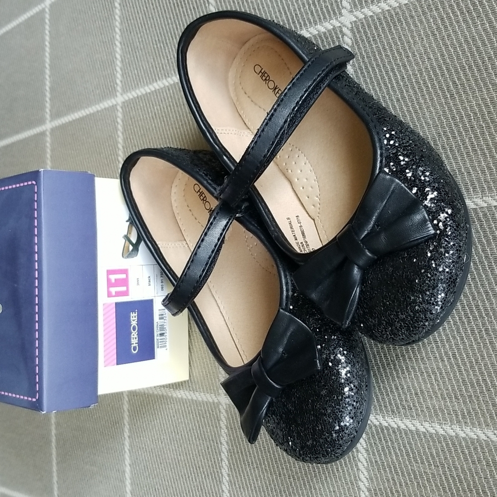 Girls Black Glitter Shoes